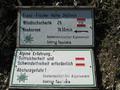 Bis zur Urspungalm ist es ein leichter Weg (BLAU) - weiter bis zum Neukarsee wird es steiler mit einer lngeren Drahtseilsicherung (ROT) - ab der Neukarscharte sind auf einigen tlw. sehr abenteuerlich gesicherten Stellen Kletterkenntnisse von Vorteil