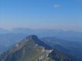Fernblick nach Norden zum fast eben erscheinenden Tennengebirge (siehe auch Tour vom 07.09.2004)