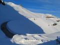 Die Strae zum Loser Bergrestaurant - hier gibts genug Schnee