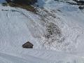 Br�uningalm - im Hintergrund eine gro�e Grundlawine