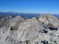 Am Gipfel offenbart sich ein atemberaubender Ausblick - v.l.n.r. Wildkarhhe (mein heutiger 4. Gipfel) - Rothorn - Windischkopf (weiter vorne - mein heutiger 2. Gipfel) - und ganz rechts der zerklftete Faulkogel