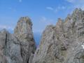 Sehenswerte Felszacken und Trme neben dem Klettersteig