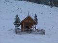 Eine kleine Kapelle bei der Alm
