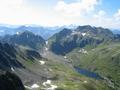 Blick hinunter zum Schimpelsee - ganz im Hintergrund die Hochwildstelle