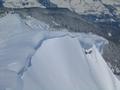 Beim Abstieg bin ich versehentlich zu weit in den Wechtenbereich gekommen, und schon war mein Stock ber die volle Lnge von 125 cm im Schnee verschwunden