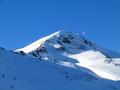 Ein Ballon ber dem vermeintlichen Kreuzkogel. Links die 