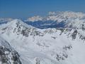 Im Hintergrund das Dachsteingebirge, welches wir morgen ber das Hochplateau von Westen nach Osten berschreiten wollen.