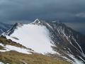 Von der Hornfeldspitze nach Sdosten zu Aarfeldspitze, Narrenspitze und Ameiskopf - eine Tour, die ich im Herbst 2005 im dichten Nebel gemacht habe, und dabei mangels ausreichender Orientierung den gesamten Kamm Richtung Murtal berschritten habe.
