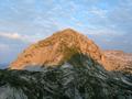 Blick vom Edelweikogel nach Westen zum nahen Fritzerkogel, den man ber die begrnte Ostflanke ersteigt.