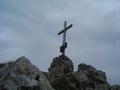 ... hinauf zum Gipfelkreuz auf der Vordernberger Griesmauer (2.015).