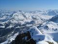 Blick in die Gipfelwelt nrdlich um Obertauern - die letzten Meter zum Gipfelkreuz (hinunter) werden wieder etwas schmler und ausgesetzter.