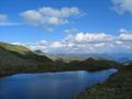 ... vorbei an einem tiefblauen See (Kaltsee ?)
