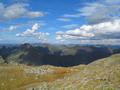 Beim groartigen Ausblick nach Osten erkennt man wieder einmal die Schoberspitze (links) ...