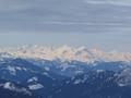 Blick nach Sdwesten in die markante Gipfelwelt der Hohen Tauern: Vom Groglockner (links) ber Wiesbachhorn bis zum Hohen Tenn (rechts).
