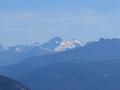 ... und in die bereits schneebedeckten Schladminger Tauern - wie hier der Gr. Knallstein.