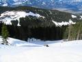 Blick ber den steilen Hang hinunter
