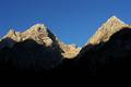 Elferkogel (links) und Zwlferkogel (rechts) kommen nher. Durch die felsige Grieskarscharte dazwischen werde ich aufsteigen.