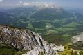 Schlielich steige ich aber doch ab - das Tal um Annaberg und das darber aufragende Tennengebirge vor Augen.