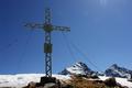 Beim Gipfelkreuz auf der B�rfallspitze - rechts davon der H�chstein.