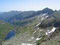 Blick nach Osten ber den Schimpelsee zum herausragenden Sleiteck (rechts hinten).