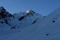 Nur mig steil steuert man der Wasserfallspitze zu ...