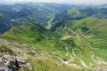 Tiefblick ins Almgebiet im Groarltal.