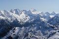...  der Hochgolling. Links davor die wunderschnen Schiberge Geinkel, Elendberg und Zwerfenberg, deren Zustiegskare man im Bild bestens erkennen kann.