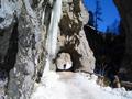 Die letzten Meter durch die Klamm hinunter zum Ausgangspunkt wird es schon ziemlich aper.