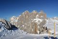 Vom Hunerkogel einige Meter bergab, den Dachstein-Sdwnden entgegen, ...