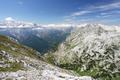 Das Hochknigmassiv im Sden mit den Gletscherresten der bergossenen Alm. Unser Abstiegsweg wird uns durch das grne Tal am unteren Bildrand fhren.