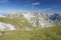 ... und Blick hinber zu unserem 1. Gipfel - dem Rifflkopf (rechts). Rechts im Hintergrund das Tennengebirge.