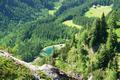 Tiefblick zu einem kleinen See im Nordwesten.
