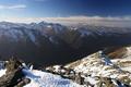 Im Nordwesten - rechts im Hintergrund - der Dachstein. Links die Hochwildstelle.