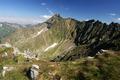Der Ausblick ist groartig. Insbesondere das nrdlich gelegene Kasereck zieht immer wieder meine neugierigen Blicke an. Ich kann mir einfach beim besten Willen nicht vorstellen, wo hier der 