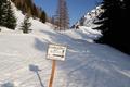 Die Warnung bei der Langpoltenalm sollte man ernst nehmen und direkt zum Hochtor aufsteigen. Angesichts der bis zur Alm aber harten Schneedecke entschied ich mich im Aufstieg fr den Grazer Steig. Was es mit dem 