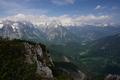 ... und geniee den tollen Rundumblick, so wie hier Richtung Norden ber das Stodertal zu Spitzmauer und Groem Priel, deren Gipfelspitzen heute fast den ganzen Tag hinter Wolken verborgen lagen.