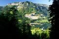 Start in Schachen am Grundlsee. Nur kurz folgt man der Forststrae nordwrts, dann geht es Richtung Osten in den Wald hinein. Rasch macht man Hhenmeter und kann den Ausblick ber den Grundlsee und ...