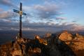Herrliche - himmlische - Stille beim Gipfelkreuz ...