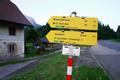 Start am (sehr) frhen Morgen beim Forellenhof Buchau. Bei der Anfahrt Richtung Osten hat mich ein schner rot gefrbter Himmel zu meinem Ausgangspunkt gelotst. Ich folge der Markierung auf den Kleinen Buchstein. Die Schwierigkeit II sollte mir eigentlich keine unberwindbaren Probleme bereiten. Sollte und eigentlich.