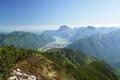 Tief unter mir, im Norden, der Traunsee.