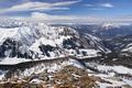 Blick ber das Sattental und Pleschnitzzinken und Kalteck hinweig zum Dachsteingebirge. Rechts der Kammspitz ber Grbming.