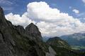 ... ber dessem Gipfel sich nun rasch die Wolken verdichten ...