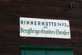 Wenig spter erreiche ich die Rinnerhtte, in derem Umfeld sich bereits etwa 10 weitere Wanderer aufhalten.