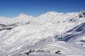 Einsame Mondlandschaft am schneebedeckten Karsthochplateau im Toten Gebirge.