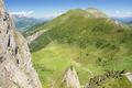 Unter uns die Schernbergalm. Rechts dahinter die Hllwand (Wandertour am 26.10.2008).