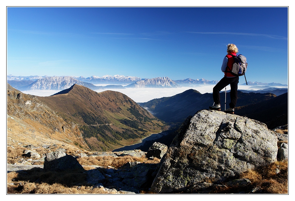 Blick von den Goldlacken ber das Sattental