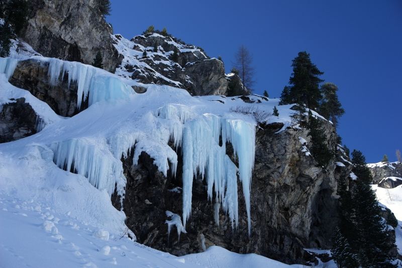 Eiszapfen beim Weg auf den Vogelsang