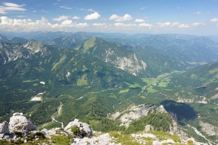 Bergblick zum Großen Maiereck und Talblick Richtung St. Gallen