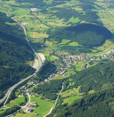 Tiefblick vom Bosruck auf Spital am Pyhrn