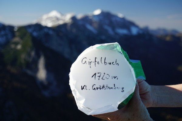 Gipfelbuch am Kleinem Größtenberg ...